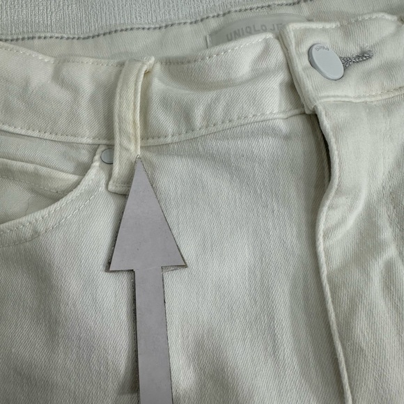 Uniqlo white jeans size 27 - Picture 9 of 11